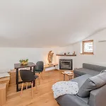 Апартаменты Nest-home In Front To Mont Blanc Курмайор