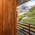 Nest-home In Front To Mont Blanc Апартаменты