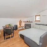 Nest-home In Front To Mont Blanc Апартаменты Курмайор