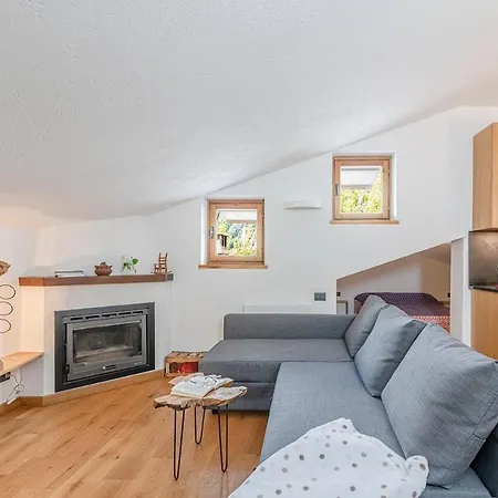 Nest-home In Front To Mont Blanc * קורמאיור