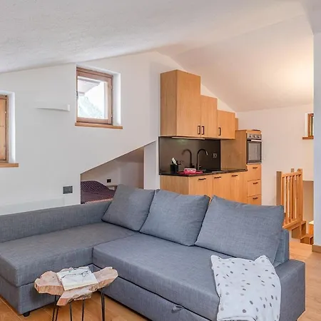 Nest-home In Front To Mont Blanc * Κουρμαγιέρ